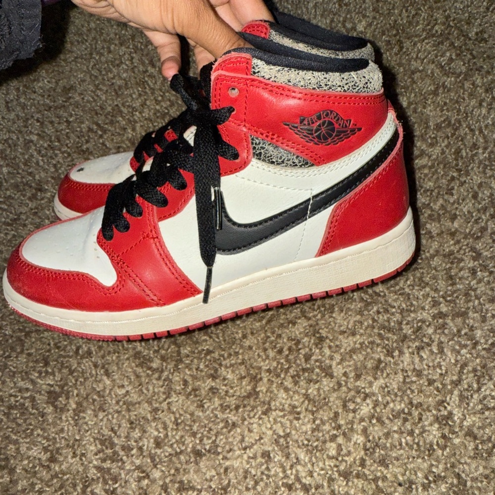 Air Jordan Retro OG Lost and Found GS 4